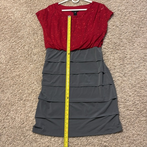 Dress Enfocus Studio Dress Red Glitter Top Gray Bottom WOMEN'S Size 14W - Picture 6 of 7